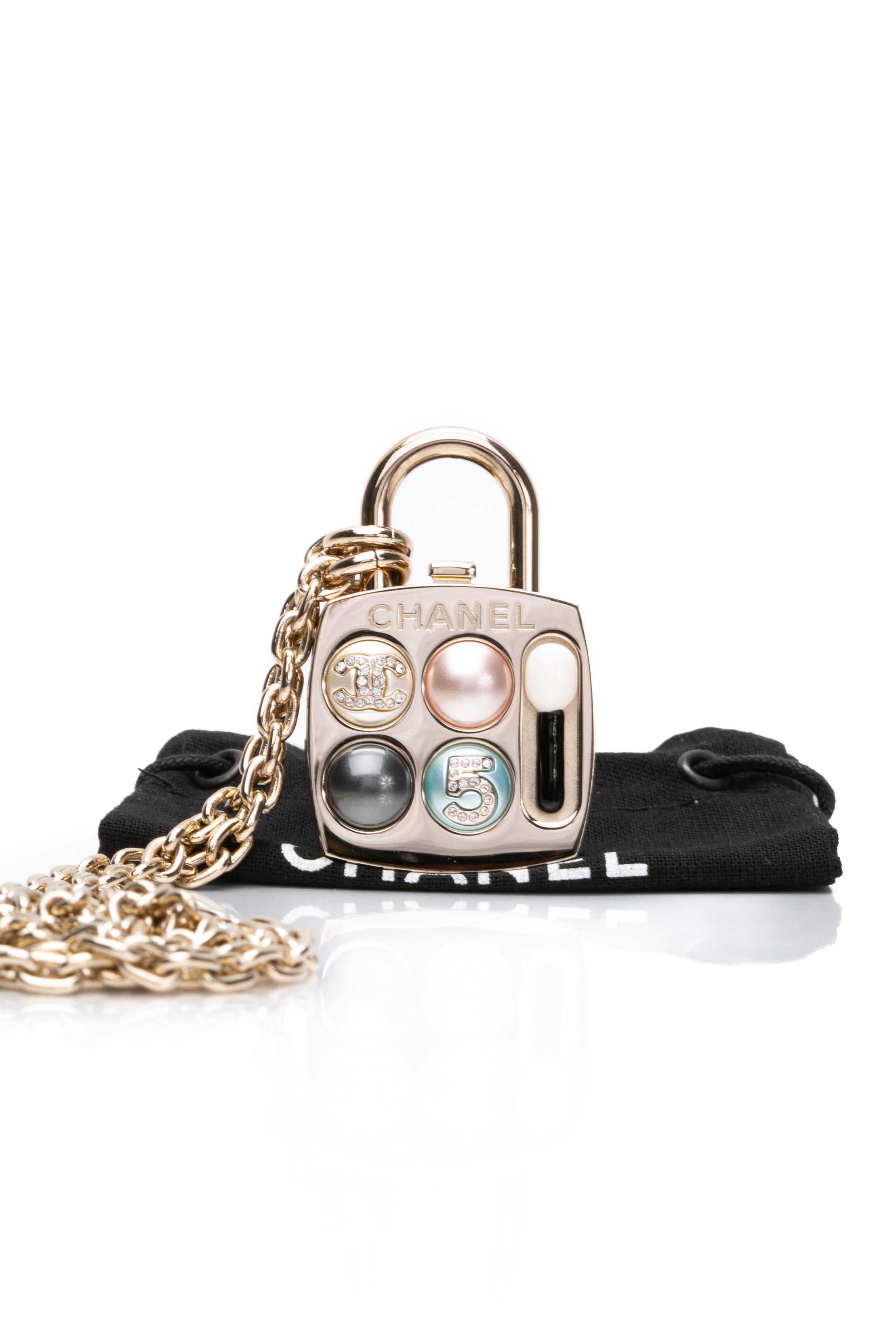 贅沢品 Coco 23S CHANEL Mark Necklace Padlock Mirror Charm Pallet バレエシューズ