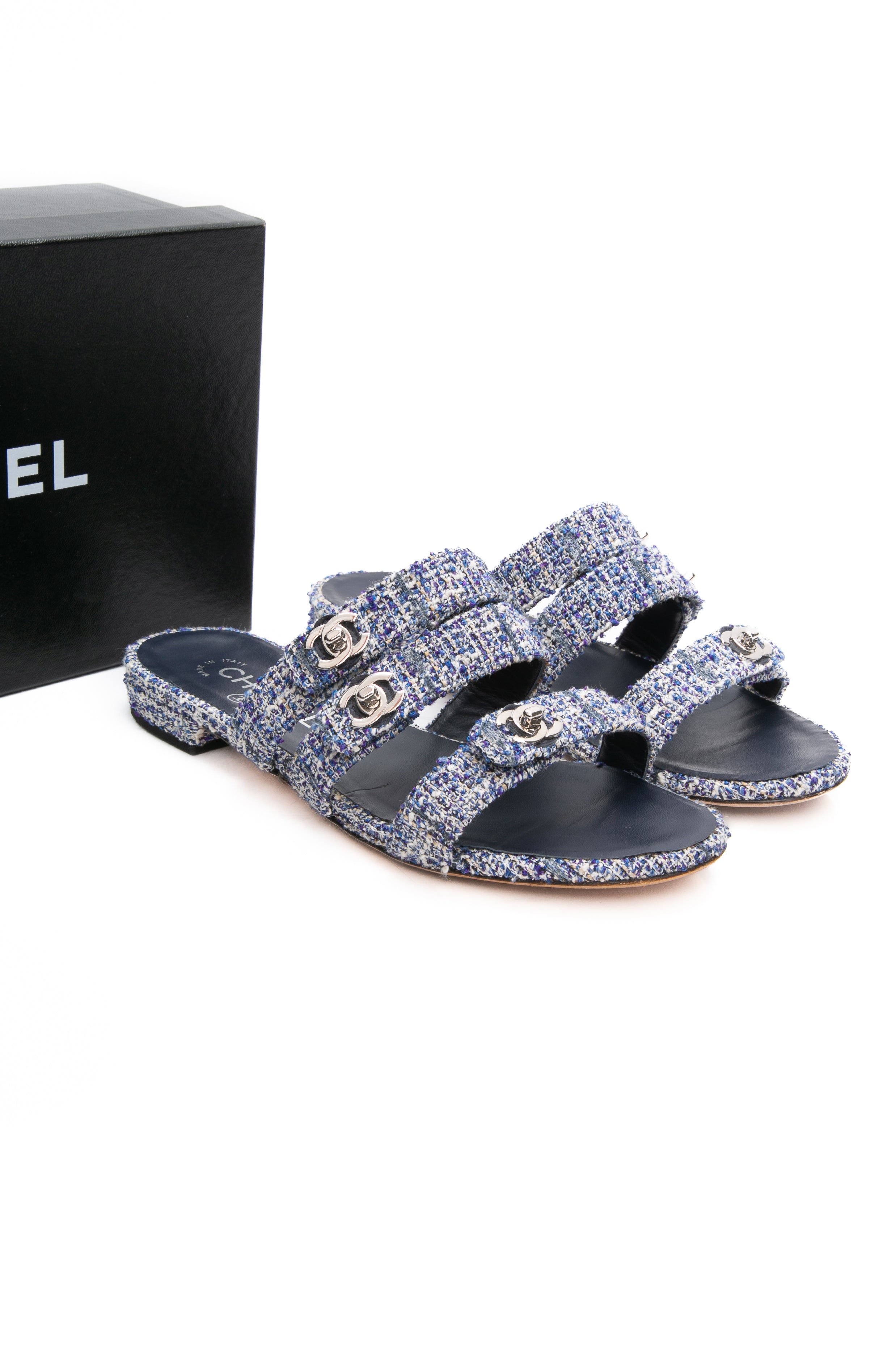 CHANEL　ミュール CHANEL Blue Ecru Grey Tweed Lambskin CC Turnlock Mule Sandals 37.5