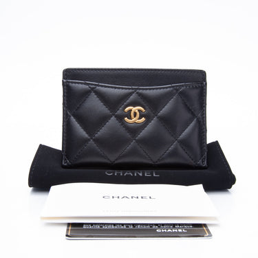 CHANEL Black Lambskin Quilted Classic Card Holder
