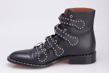 GIVENCHY Elegant studded leather ankle boots Size  37.5 (7.5)
