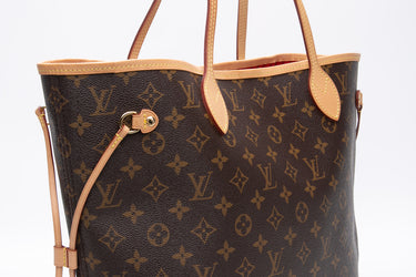 LOUIS VUITTON Monogram Neverfull Red Interior MM