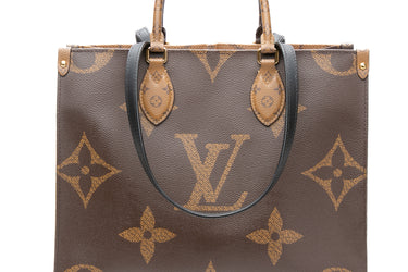 LOUIS VUITTON Reverse Monogram Giant Onthego MM
