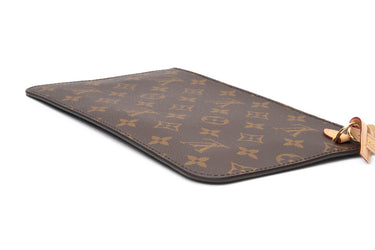 LOUIS VUITTON Monogram Pivoine Wristlet (New)