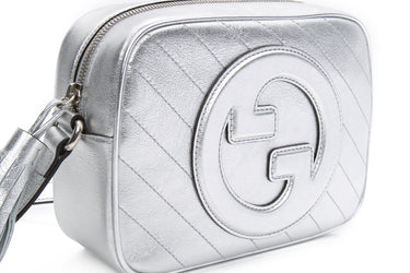 GUCCI Silver Metallic Calfskin Diagonal Stitched Small Blondie Camera Crossbody Bag (New)