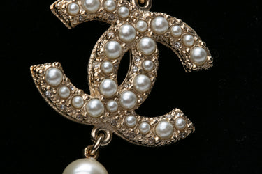 CHANEL Light Gold 100th Anniversary Pearl CC Short Necklace