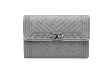 CHANEL Grey Lambskin Chevron Quilted Medium Boy Flap Wallet (New)