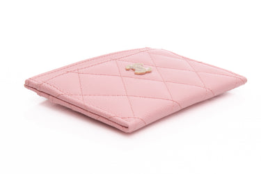 CHANEL Pink Caviar Quilted Card Holder (NEW)