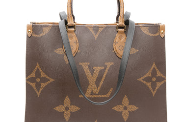 LOUIS VUITTON Reverse Monogram Giant Onthego MM