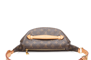 LOUIS VUITTON Monogram Bumbag