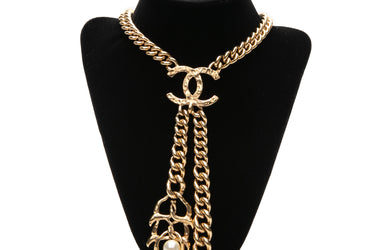 CHANEL Gold Metal Pearl CC Chain Necklace