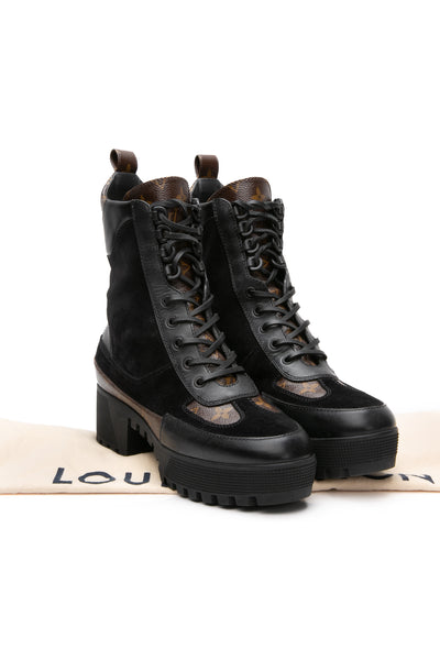 LOUIS VUITTON Monogram Black Suede Calfskin Leather Laureate