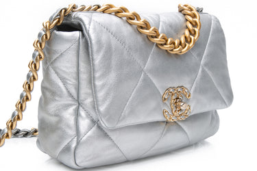 CHANEL Silver Metallic Goatskin Quilted Medium Chanel 19 Flap Bag