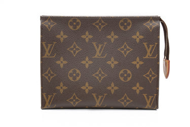 LOUIS VUITTON Monogram Toiletry Pouch 19