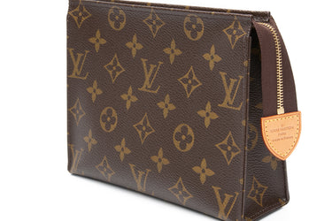 LOUIS VUITTON Monogram Toiletry Pouch 19