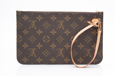 LOUIS VUITTON Monogram Wristlet