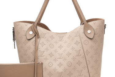 LOUIS VUITTON Galet Mahina Hina MM