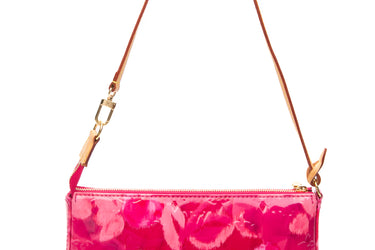 LOUIS VUITTON Vernis Ikat Rose Indien Pochette Accessories