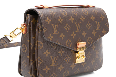 LOUIS VUITTON Monogram Pochette Metis