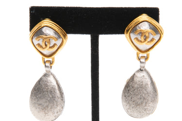 CHANEL Vintage Coco Mark Teardrop Motif Swing Clip On Earrings