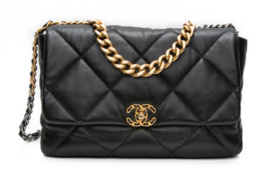 CHANEL Black Lambskin Quilted Maxi Chanel 19 Flap Bag