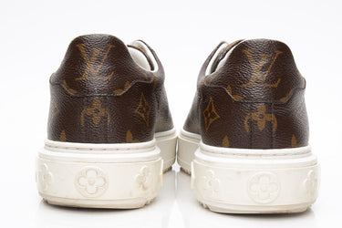 LOUIS VUITTON Time Out Sneaker 38