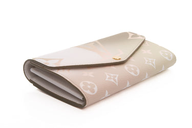 LOUIS VUITTON Sunset Kaki Sarah Wallet