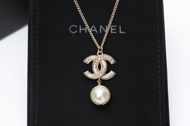 CHANEL CC Logo Pearl Goldish Color Drop Necklace