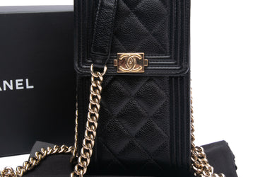 CHANEL ウォレット phoneholder レア！ ブラック 新品同様 CHANEL Black Caviar Quilted Boy Phone Holder with Chain Crossbody