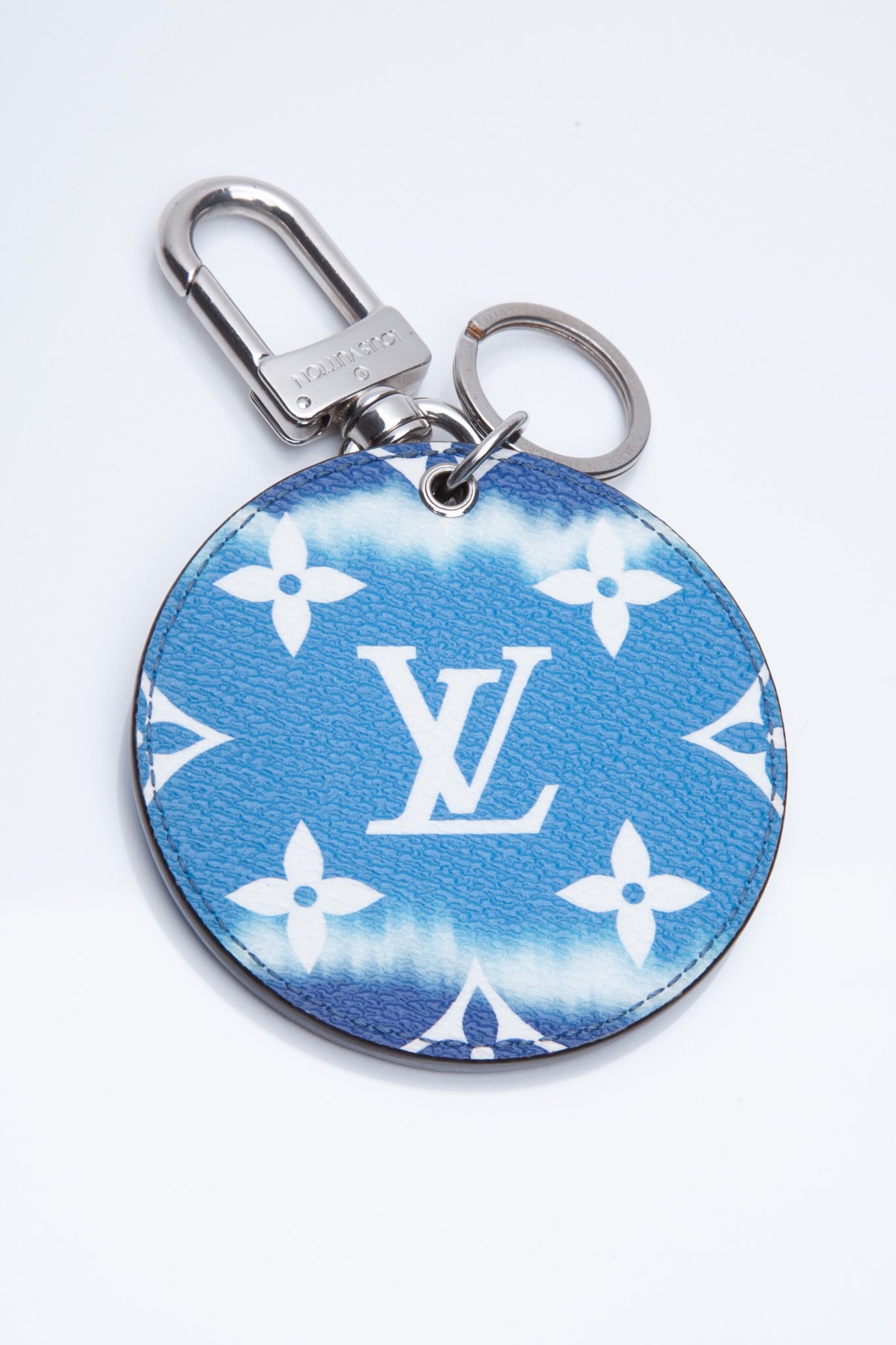 LOUIS VUITTON Monogram Escale Bag Charm Key Holder Blue 547409