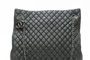 CHANEL Dark Green Iridescent Calfskin Quilted New Bubble North South Tote Bag