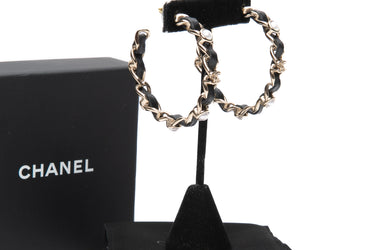 CHANEL Lambskin Pearl CC Chain Gold Black Earrings