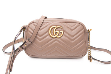 GUCCI Porcelain Rose Calfskin Matelasse Small GG Marmont Chain Shoulder Bag