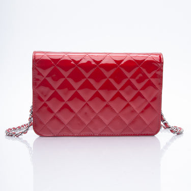 CHANEL Red Patent Quilted Brilliant Wallet On Chain WOC
