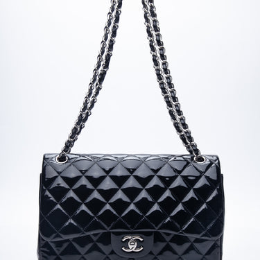 CHANEL Black Patent Quilted Jumbo Double Flap Bag