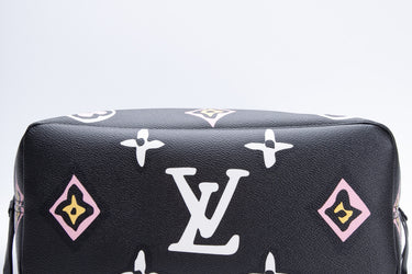 LOUIS VUITTON Monogram Giant Wild at Heart Neverfull MM Black