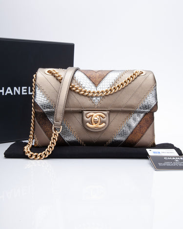 Chanel Gabrielle Bag - Fashionphile Unboxing 