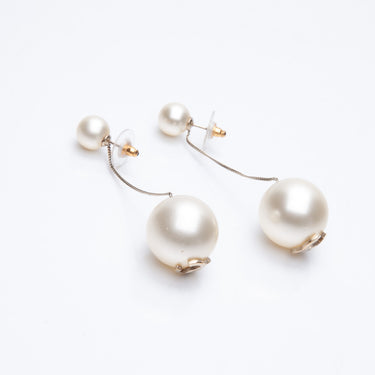CHANEL Drop Pearl Earrings