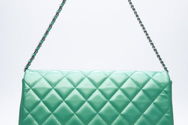 CHANEL Timeless Clutch On Chain Patent Leather Green