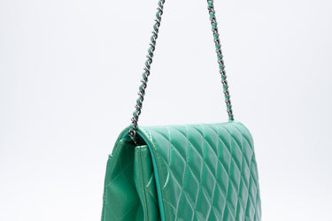 CHANEL Timeless Clutch On Chain Patent Leather Green