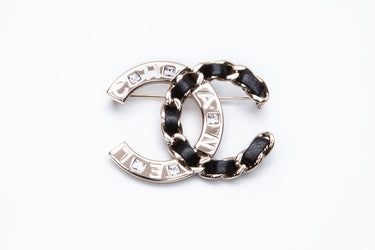 CHANEL CC Logo Chain Metal with Black Leather and Crystals Brooch