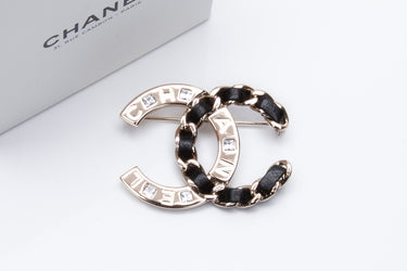 CHANEL CC Logo Chain Metal with Black Leather and Crystals Brooch