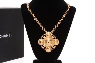 CHANEL Metal CC Necklace Gold Tone