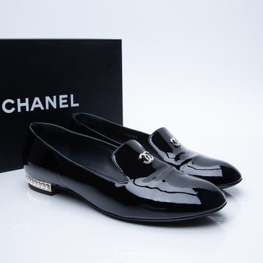 Chanel Black Patent Leather Pearl Heel Loafers Size 38.5