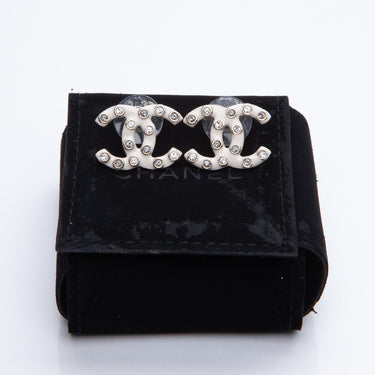 CHANEL CC Logo Earrings