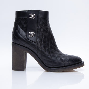 CHANEL Black Quilted Leather CC Turnlock Ankle Boots 42