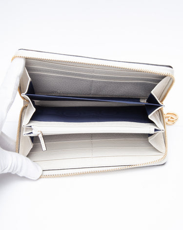 Blue Leather Wallets - 191 For Sale on 1stDibs