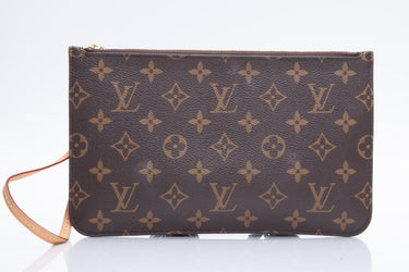 LOUIS VUITTON Monogram Wristlet