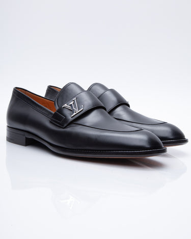 Louis Vuitton LV Men Saint Germain Loafer Black Supple Calf New LV Buckle -  LULUX