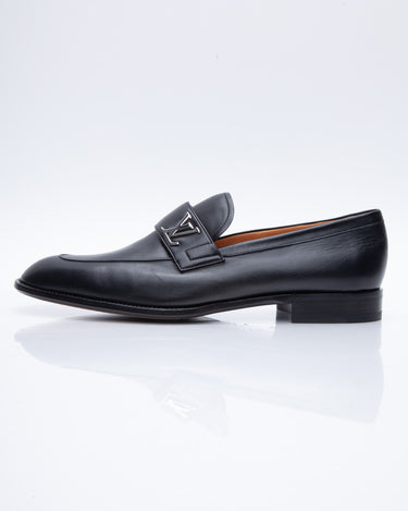 Louis Vuitton LV Men Saint Germain Loafer Black Supple Calf New LV Buckle -  LULUX