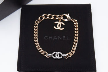 CHANEL 22S Gold Chain Link Interlocking CC Crystal Bracelet